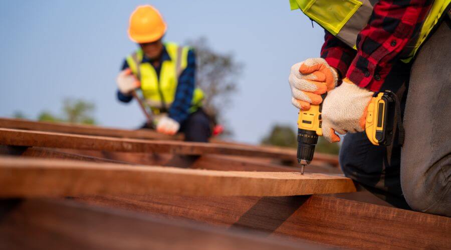 Professional gutter cleaning in Aptos, CA